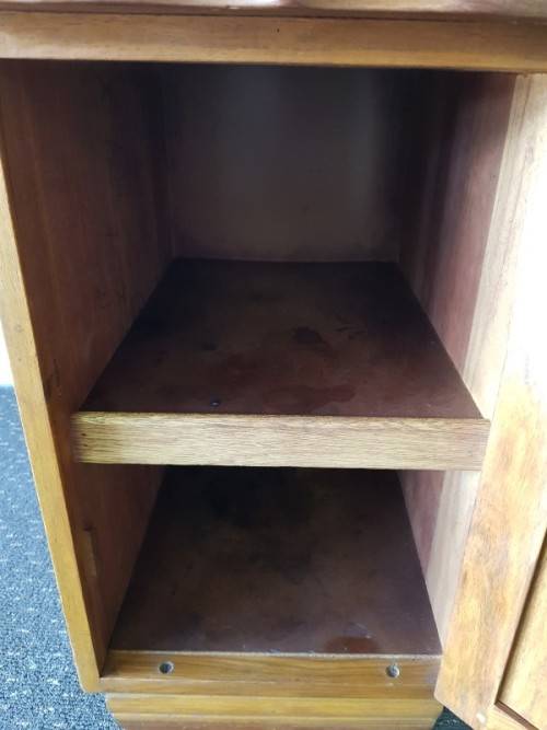 **RS17_Clearance**A stunning & rare vintage Art Deco Kiaat night pedestal cabinet in great condition