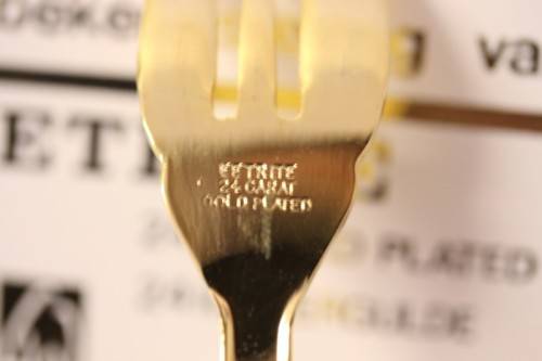 Awesome boxed set of 12x Eetrite 24K gold plated (on stainless steel) cake forks w/ blue rose decals