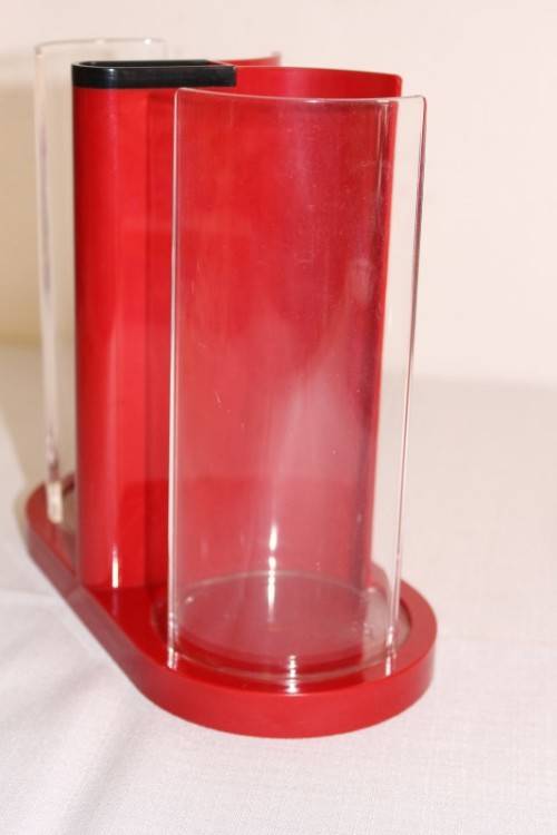 **RS17** A very practical original Italian made "Fratelli Guzzini" cafeteria paper cup holder