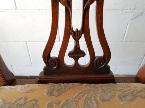 An awesome vintage dining room suite w/ a retro table & 6x shield-back chairs including two carvers