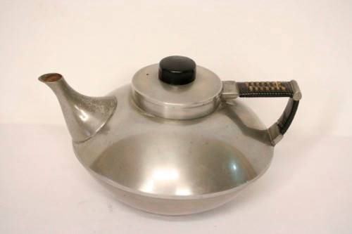 **RS17** A fabulous vintage Art deco Metawa pewter coffee and teapot with bamboo wrapped handles.