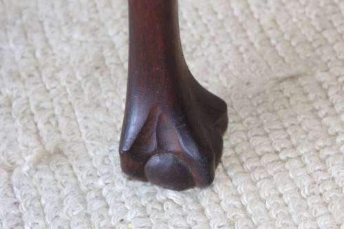 **RS17_Clearance** A lovely vintage scalloped edge Imbuia ball & claw centre coffee table