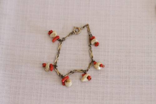 **RS17** 5x assorted ladies fashion bracelets incl gold plated & semi-precious stone bracelet