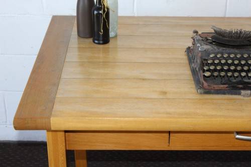 A magnificent "Marks and Spencer" modern Oak desk with metal feet caps and an uncomplicated design!!
