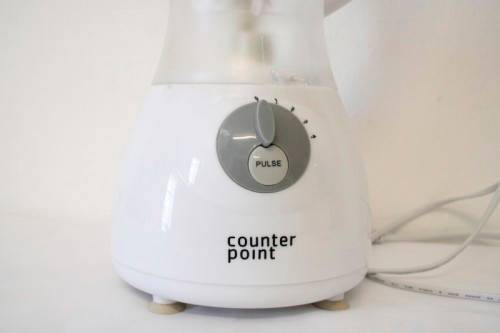 A very useful Counter point electric blender, perfect in a kitchen or bar for cocktails.