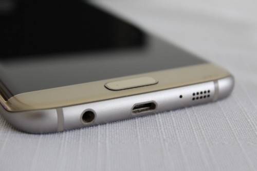 **RS17** Samsung Galaxy S7 Edge w/ cover in the original box w/ charger - great working condition!!