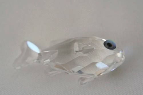 A stunning  Swarovski (No 202103) crystal Goldfish in its original box in superb condition