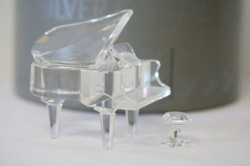 **RS17** A  retired Swarovski (No174506) crystal Piano in its original box in superb condition