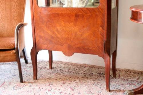 A superb vintage French Louis XV-style show case with beautiful marquetry inlay detailing