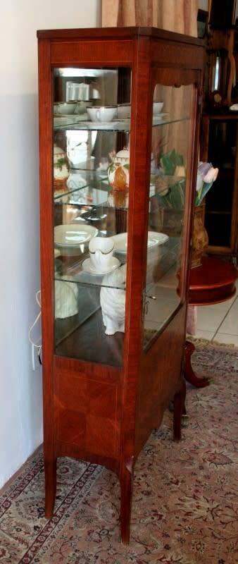 A superb vintage French Louis XV-style show case with beautiful marquetry inlay detailing