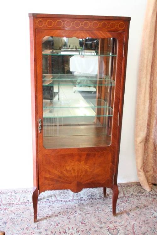 A superb vintage French Louis XV-style show case with beautiful marquetry inlay detailing