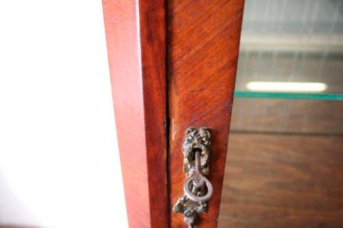 A superb vintage French Louis XV-style show case with beautiful marquetry inlay detailing