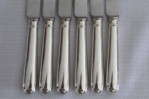 A stunning set of 6x British hallmarked sterling silver CJ Vande" dinner knives with steel blades