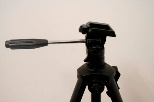 **RS17** A quality Celestron CPC NX95B aluminium tripod w/ height adjustable clips