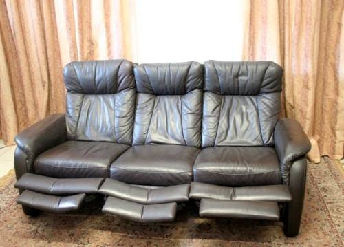 **RS17_Clearance** XL - 2,08cm long genuine leather 3-seater reclining couch in great condition!!
