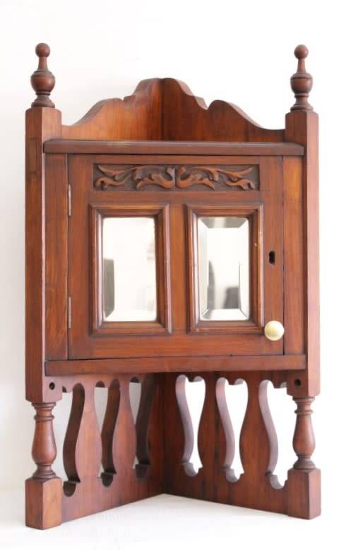 A stunning antique solid oak bathroom corner vanity cabinet w/ bevelled mirrors and carved detailing