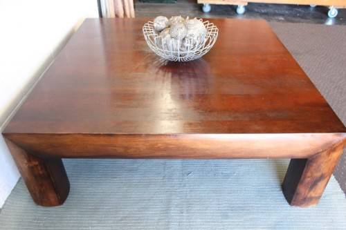 **RS17** A large square original Coricraft "Arc Collection" centre coffee table w/ a modern design