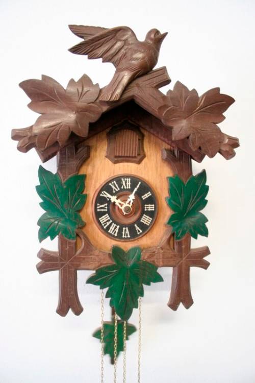 A fabulous rare original vintage hand carved German made 1-day Black Forest cuckoo clock.