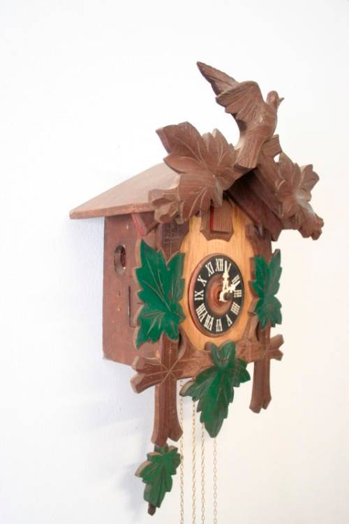 A fabulous rare original vintage hand carved German made 1-day Black Forest cuckoo clock.