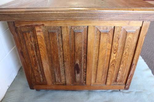 **RS17_Clearance** Vintage solid partridge wood 6-drawer executives desk in wonderful condition