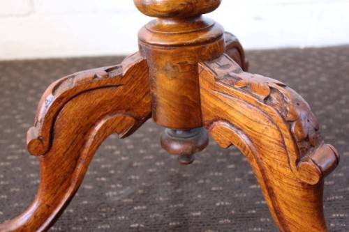 **RS17** An antique (c1890's) Victorian walnut octagonal sewing table w/ an array of compartments