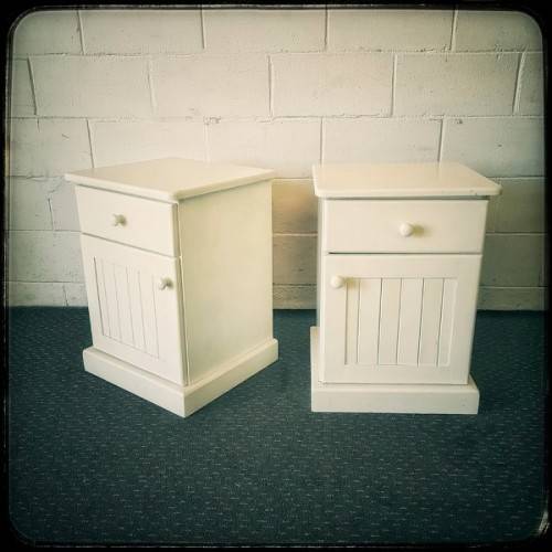 An awesome pair of white Duco bedside pedestals with a single drawer on runners & a cupboard