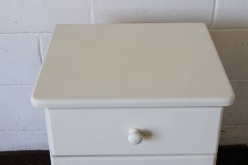 An awesome pair of white Duco bedside pedestals with a single drawer on runners & a cupboard