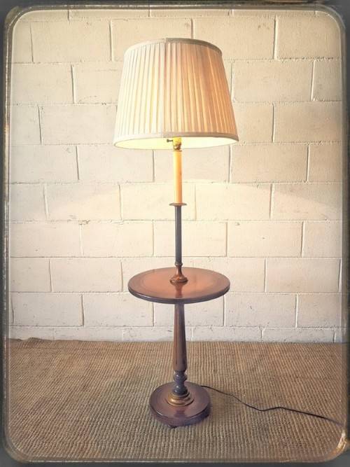 **RS17** A beautifully made vintage floor standing reading lamp with table tray and large shade