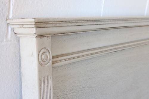 **RS17_Clearance** Wetherley's King size headboard & matching 3-drawer pedestals in an Ivory colour