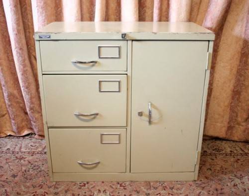 **RS17** An awesome S. Tabak & Sons metal filing cabinet, needs some tlc, perfect to paint!
