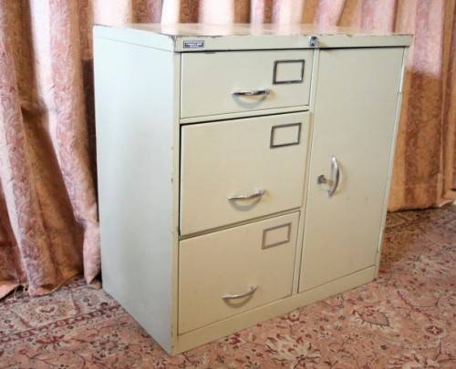 **RS17** An awesome S. Tabak & Sons metal filing cabinet, needs some tlc, perfect to paint!