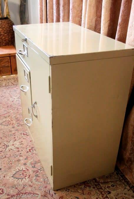 **RS17** An awesome S. Tabak & Sons metal filing cabinet, needs some tlc, perfect to paint!