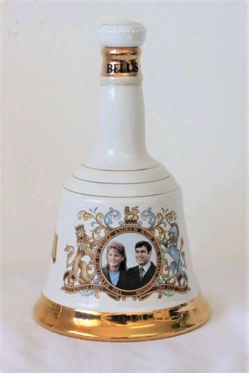 **RS17** Rare Bells Blended Scotch Whisky Prince Andrew & Fergy's marriage commemorative decanter