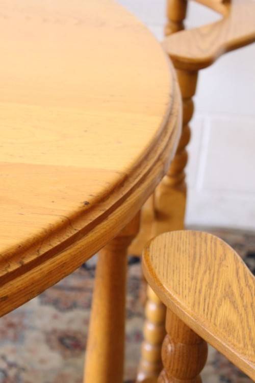 **RS17** A beautifully made solid light oak round dining table w/ incredible riempie captains chairs