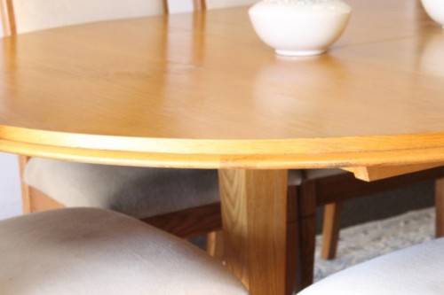 **RS17** Vintage Oak 6-seater extendable dining room table w/ 6x solid oak upholstered chairs