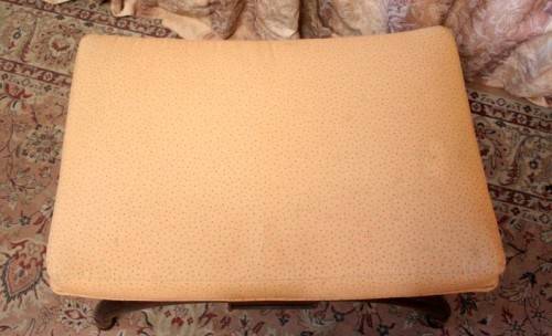 **RS17** A beautiful, well-made vintage French Empire style upholstered foot stool w/ gold gilding!