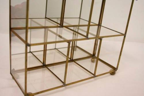 **RS17** A charming footed brass and glass (house) printers tray, perfect for miniature ornaments!