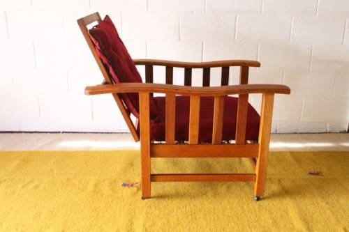 **RS17** Wonderful vintage solid oak Morris chair on castors w/ upholstered cushions in red fabric