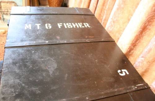 **RS17** A fantastic large vintage lockable metal storage trommel NO 5; ideal for linen, tools etc.