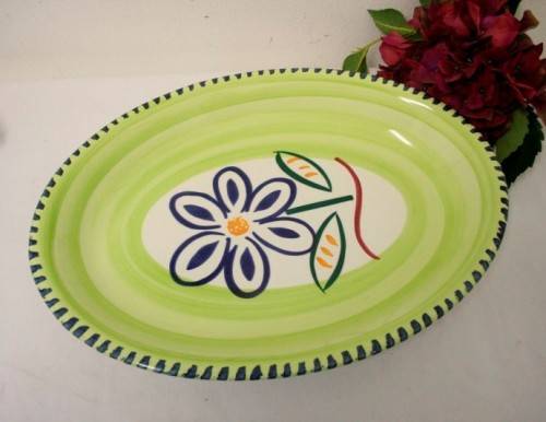 **RS17** A stunning decorative Italian made oval ceramic serving platter in excellent condition.