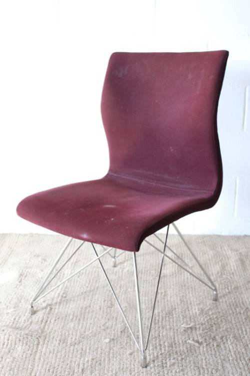 **RS17** A quality & modern styled "shaped" upholstered restaurant style dining chair in burgundy