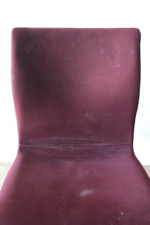 **RS17** A quality & modern styled "shaped" upholstered restaurant style dining chair in burgundy