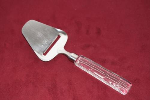 A stunning and rare vintage Swedish made Lindshammar Glass cheese knife with a steel blade