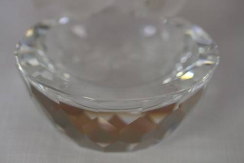 An extremely RARE retired Swarovski crystal Bird Bath (No10029) in superb condition