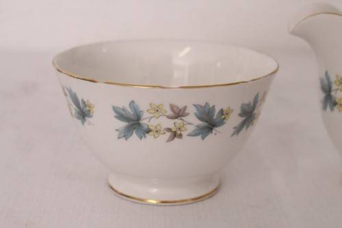 A wonderful vintage Queen Anne fine porcelain tea set including the milk jug and sugar bowl