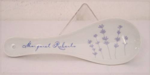 **RS17** A wonderful "Margaret Roberts" porcelain spoon rest in the very pretty Lavender range