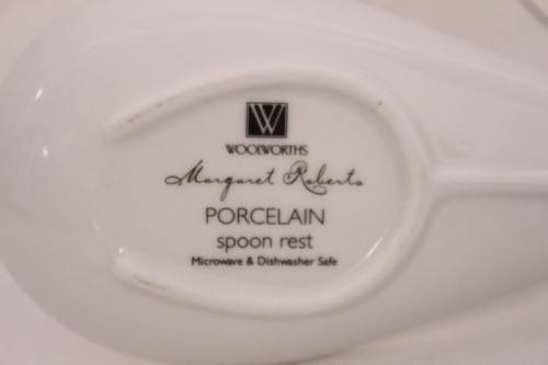 **RS17** A wonderful "Margaret Roberts" porcelain spoon rest in the very pretty Lavender range