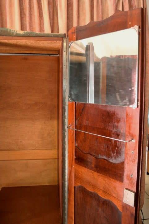 A stunning vintage solid Imbuia 2 door ball & claw wardrobe w/ hanging space and 3x drawers
