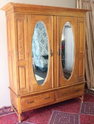 Discounted!! Vintage Oak two-door, two division wardrobe with "full-length" bevelled glass mirrors!!