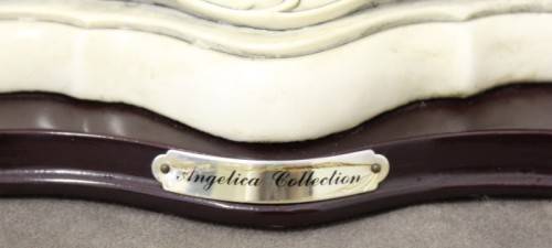 A beautiful vintage "Angelica collection" Quartz battery operated mantel clock.  Lifespace Sale